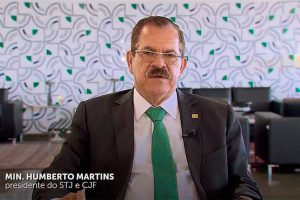 Leia mais sobre o artigo Ministro Humberto Martins participa da cerimônia de premiação à gestão eficiente dos cartórios