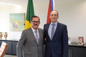 Leia mais sobre o artigo Alexandre Chini, juiz auxiliar da Presidência do STJ, é eleito presidente do Fonaje