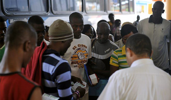 Você está visualizando atualmente TRF4 determina que União analise pedido de visto de haitianos (31/01/2022)