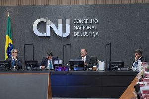 Leia mais sobre o artigo Humberto Martins assina parceria do CJF com o CNJ e a Caixa para o compartilhamento de dados do DPVAT