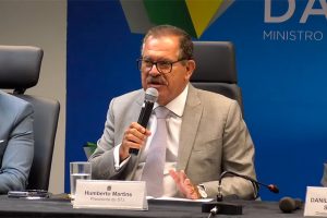 Leia mais sobre o artigo Em evento, Humberto Martins destaca papel dos advogados públicos no aperfeiçoamento da sociedade brasileira