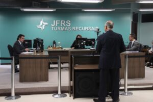 Leia mais sobre o artigo Turmas Recursais da JFRS completam 22 ano (12/01/2024)