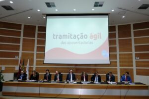 Leia mais sobre o artigo Projeto Tramitação Ágil das Aposentadorias é lançado em SC (25/04/2025)