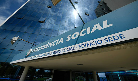 No momento, você está visualizando TRU admite flexibilizar critério de segurado de baixa renda para concessão de auxílio-reclusão (06/05/2025)
