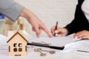 Leia mais sobre o artigo Fraude a programa de financiamento imobiliário do BB leva três pessoas à condenação na capital (26/05/2025)