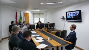 Leia mais sobre o artigo Acordo permite continuidade do licenciamento pelo IMA da Marina da Beira-Mar Norte (13/06/2025)