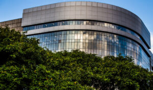 Leia mais sobre o artigo TRF4 publica portaria sobre plantio e manejo de vegetação em sedes da Justiça Federal da 4ª Região (05/06/2025)