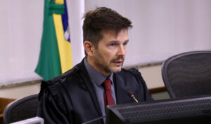 Leia mais sobre o artigo Desembargador Leandro Paulsen vai integrar o TRE-RS (26/06/2025)