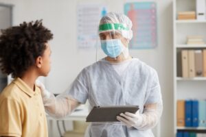 Leia mais sobre o artigo Residente em medicina que atuou no SUS durante a pandemia tem direito a desconto no FIES (09/06/2025)