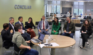 Leia mais sobre o artigo Audiência debate a regularização da área ocupada por comunidade indígena em Camaquã (20/08/2025)