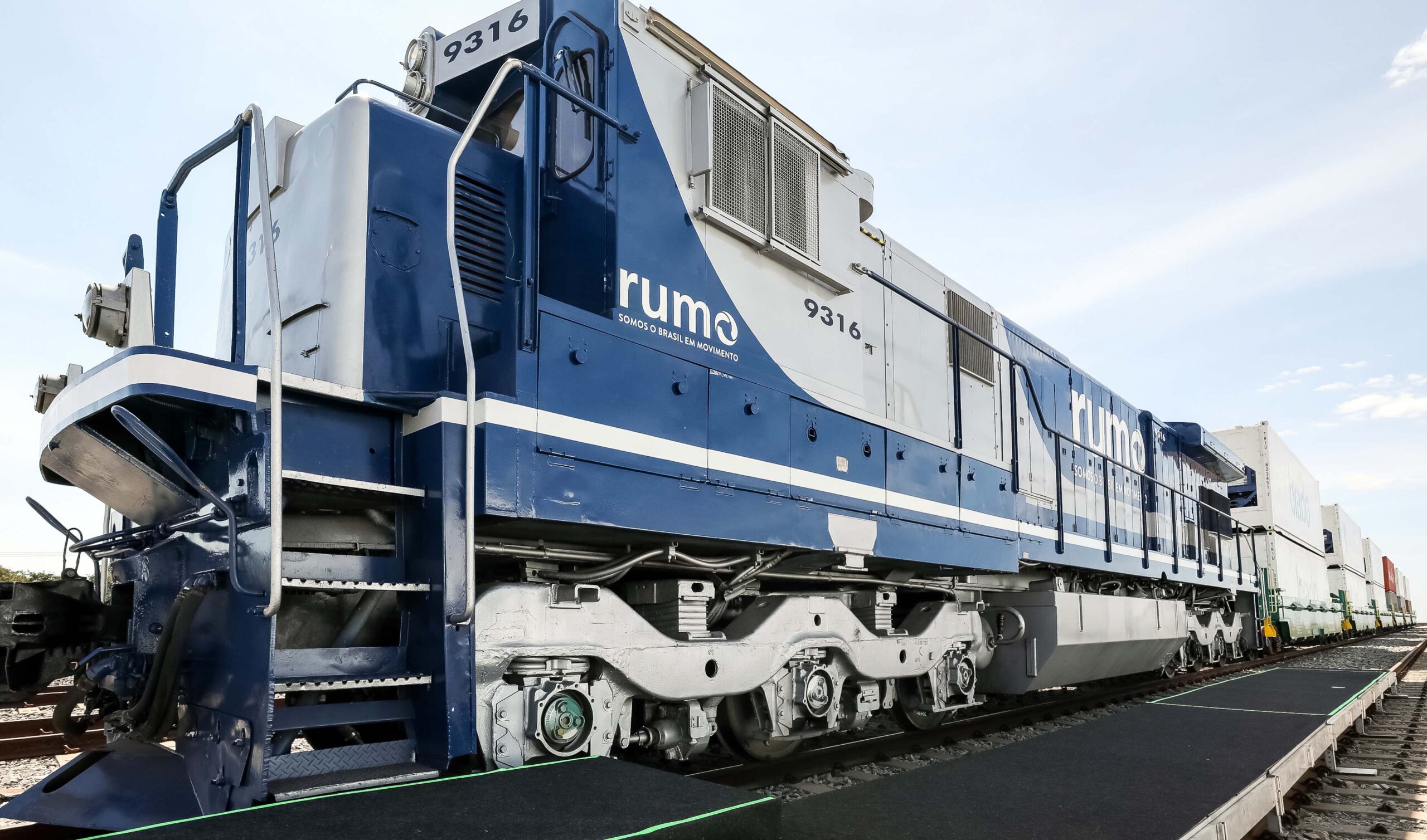 No momento, você está visualizando Filha de motorista que faleceu em colisão de caminhão com vagão de trem vai receber pensão por morte (18/09/2025)