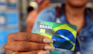 Leia mais sobre o artigo Grupo é condenado por realizar saques fraudulentos do programa Auxílio Brasil em Santa Maria (12/09/2025)