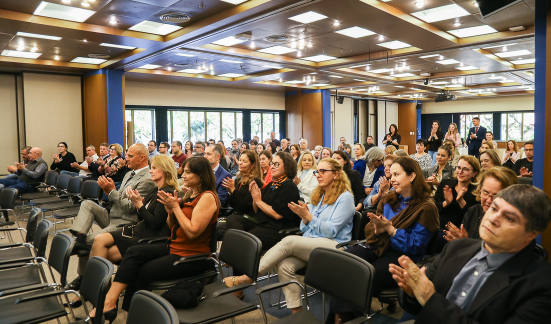 No momento, você está visualizando TRF4 homenageia os servidores que completam 30 anos de carreira em 2025 (20/10/2025)