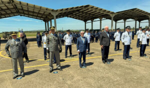 Leia mais sobre o artigo Presidente do TRF4 recebe medalha da Ordem do Mérito Aeronáutico (24/10/2025)
