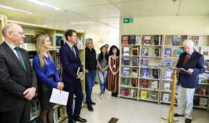 Leia mais sobre o artigo Biblioteca do TRF4 inaugura espaço dedicado a livros de servidores (27/10/2025)