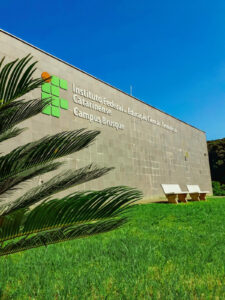 Leia mais sobre o artigo IFC em Brusque não será obrigado a reaplicar prova de acesso ao mestrado profissional (23/01/2026)