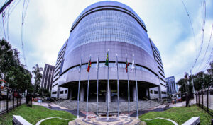 Leia mais sobre o artigo TRF4 informa previsão de pagamento de precatórios em 2026 a partir do dia 15 de abril (03/03/2026)