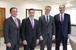 Leia mais sobre o artigo Direção do Foro recebe presidente do Instituto Brasileiro de Direito Penal Econômico (27/03/2026)