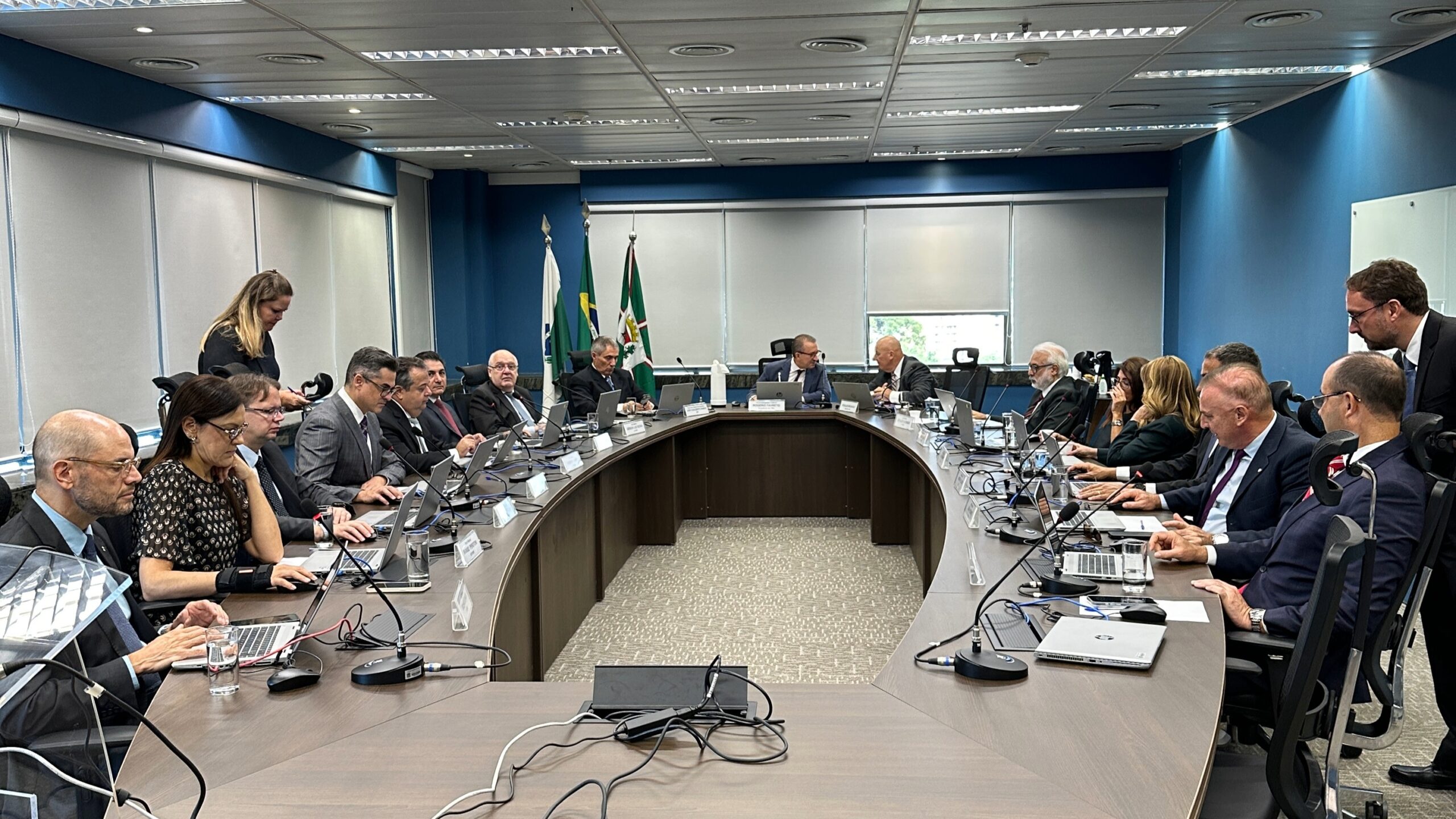 No momento, você está visualizando Nova composição das TRUJEFs realiza primeira sessão e julga 180 processos (25/03/2026)