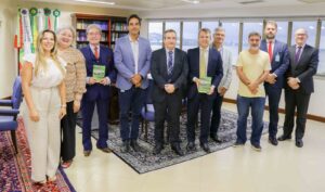 Leia mais sobre o artigo Presidente recebe representantes dos oficiais justiça da 4ª região (08/04/2026)