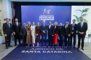 Leia mais sobre o artigo Diretor do Foro participa da abertura da 20ª Conferência Estadual da Advocacia Catarinense (14/05/2026)
