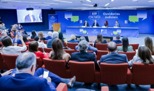 Leia mais sobre o artigo Ouvidoria do TRF4 participa de evento no Supremo Tribunal Federal (07/05/2026)