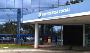 Leia mais sobre o artigo TRU fixa tese sobre contagem de período de benefício por incapacidade como tempo de contribuição (15/05/2026)