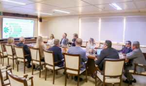 Leia mais sobre o artigo Iniciativas do TRF4 são apresentadas para consultor do Prêmio Innovare (10/07/2026)