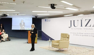 Leia mais sobre o artigo Ouvidora do TRF4 participa de I Encontro de Juízas no STF (21/08/2026)