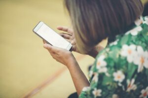 Leia mais sobre o artigo Mulher que contestava empréstimos consignados é condenada por litigância de má-fé (04/08/2026)