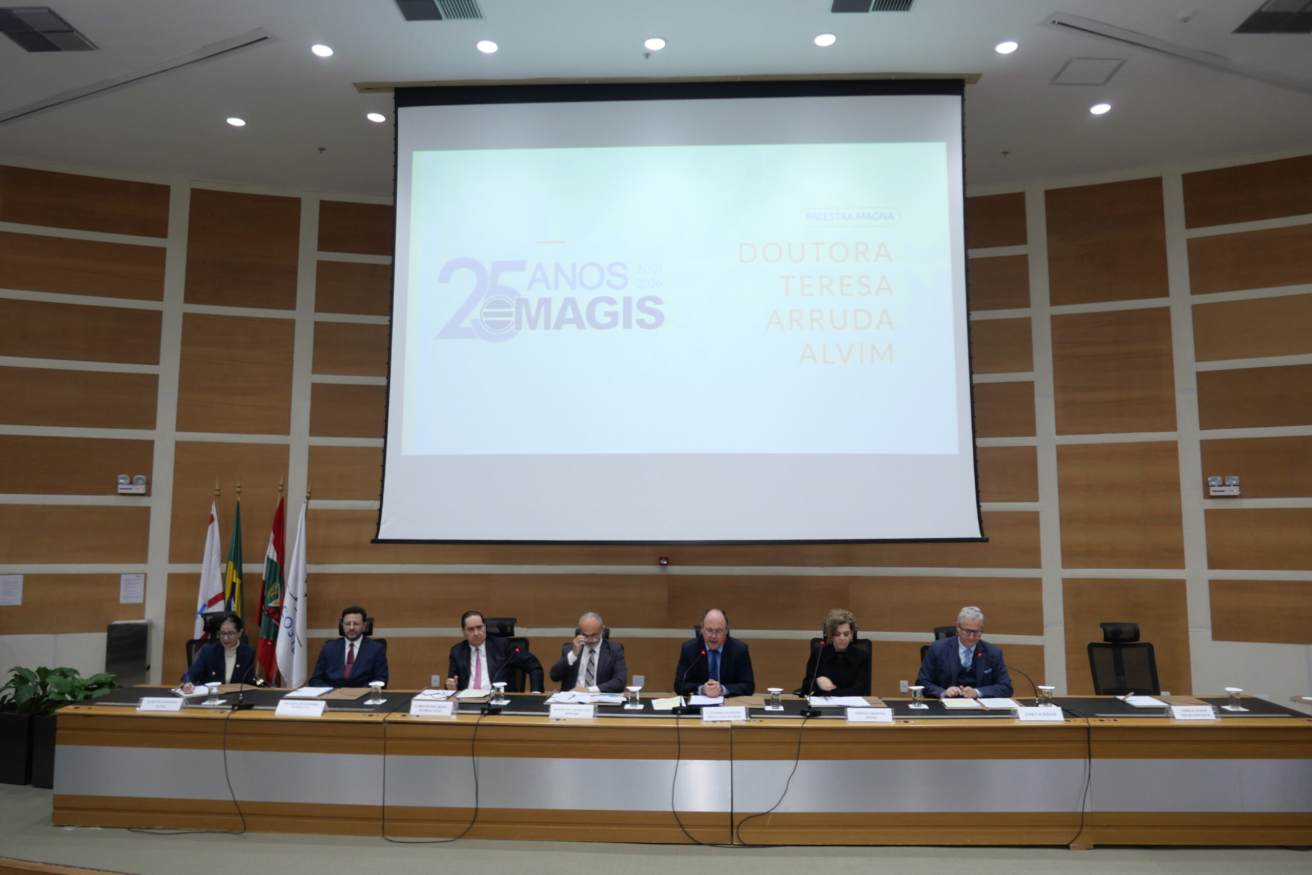 No momento, você está visualizando Evento comemora 25 anos da Emagis (28/09/2026)